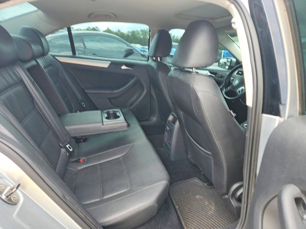 2012 VOLKSWAGEN JETTA TDI photo 19