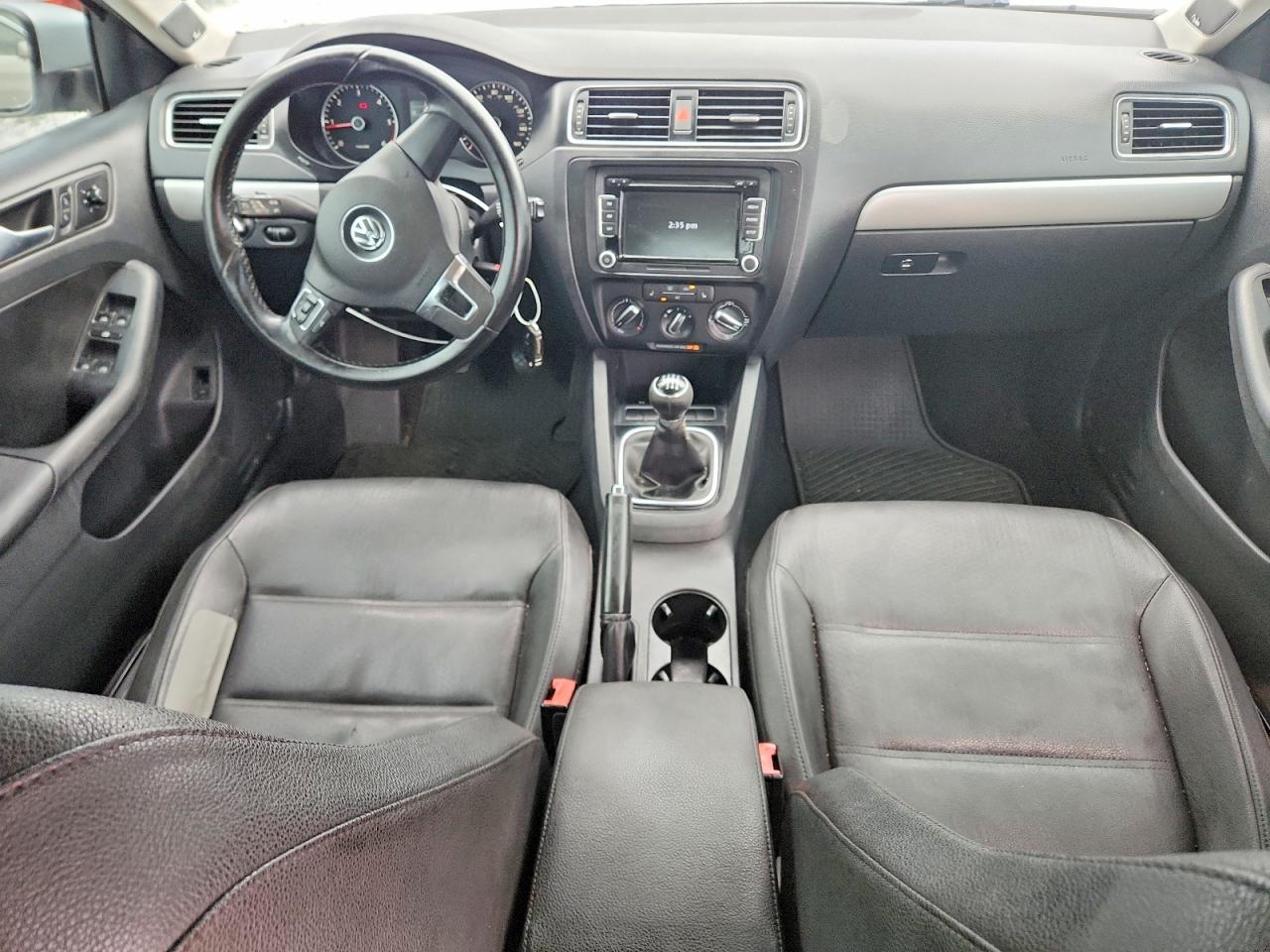 2012 VOLKSWAGEN JETTA TDI photo 15
