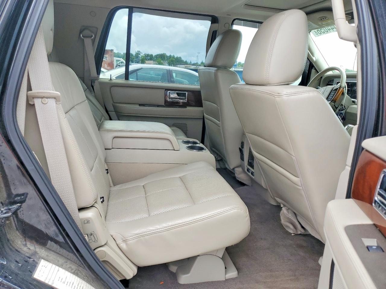 2012 LINCOLN NAVIGATOR photo 21