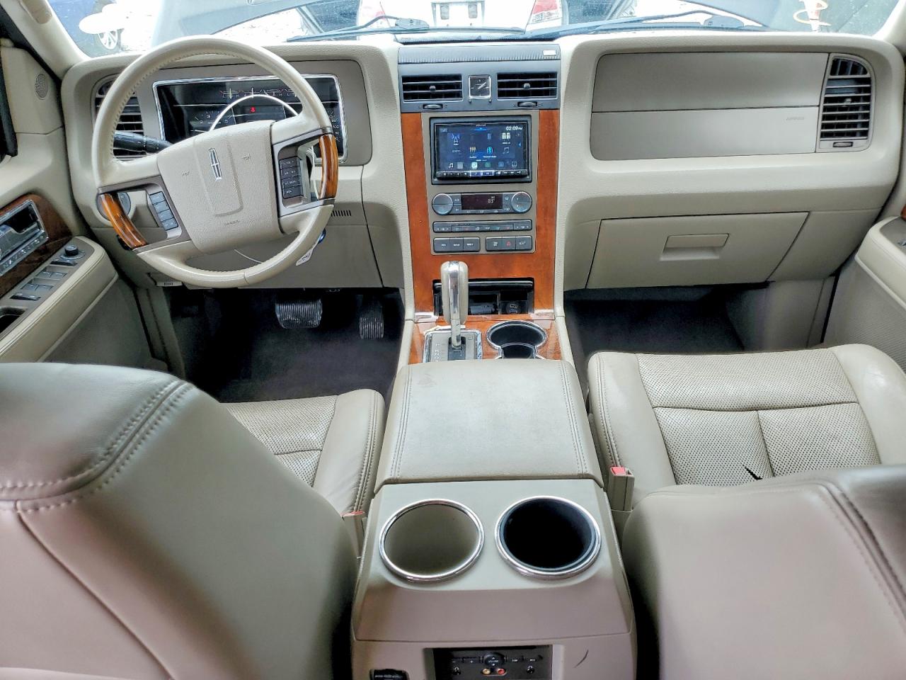 2012 LINCOLN NAVIGATOR photo 15