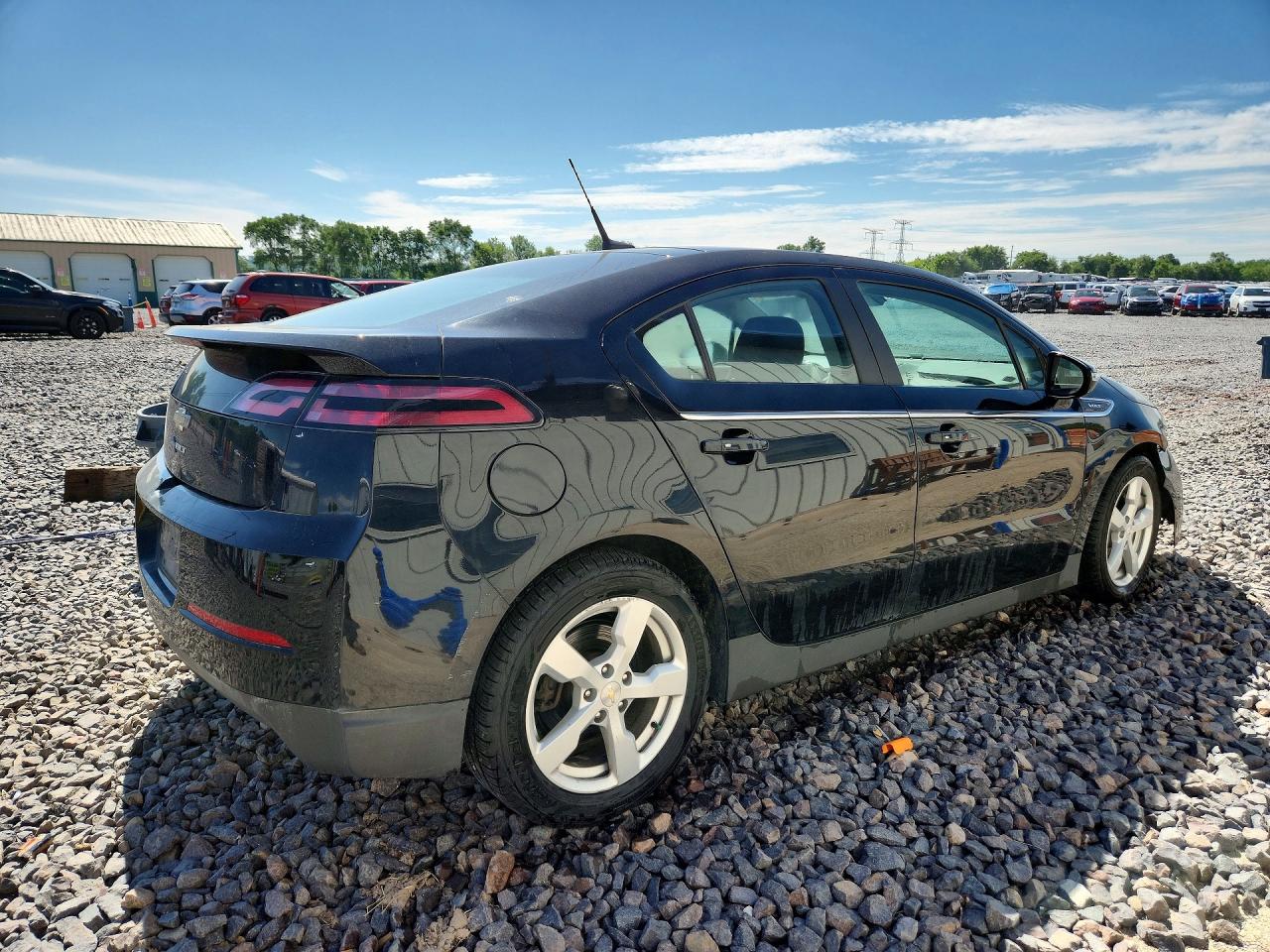 2013 CHEVROLET VOLT photo 5