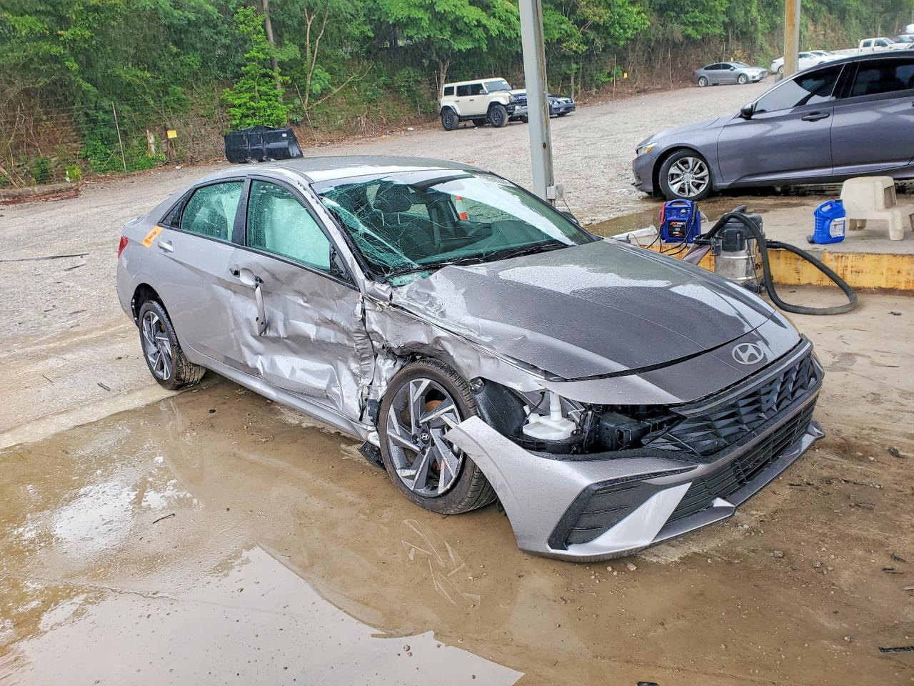 2025 HYUNDAI ELANTRA SEL SPORT photo 7