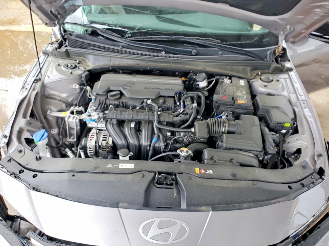 2025 HYUNDAI ELANTRA SEL SPORT photo 21