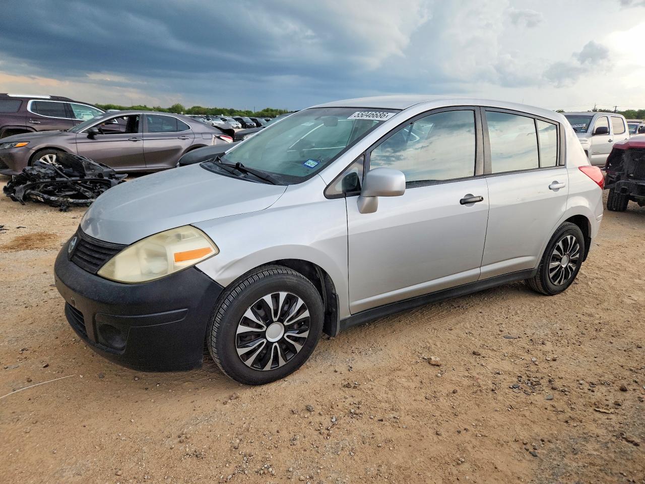 2011 NISSAN VERSA