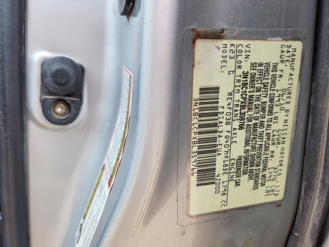 2011 NISSAN VERSA 1.8 S photo 23