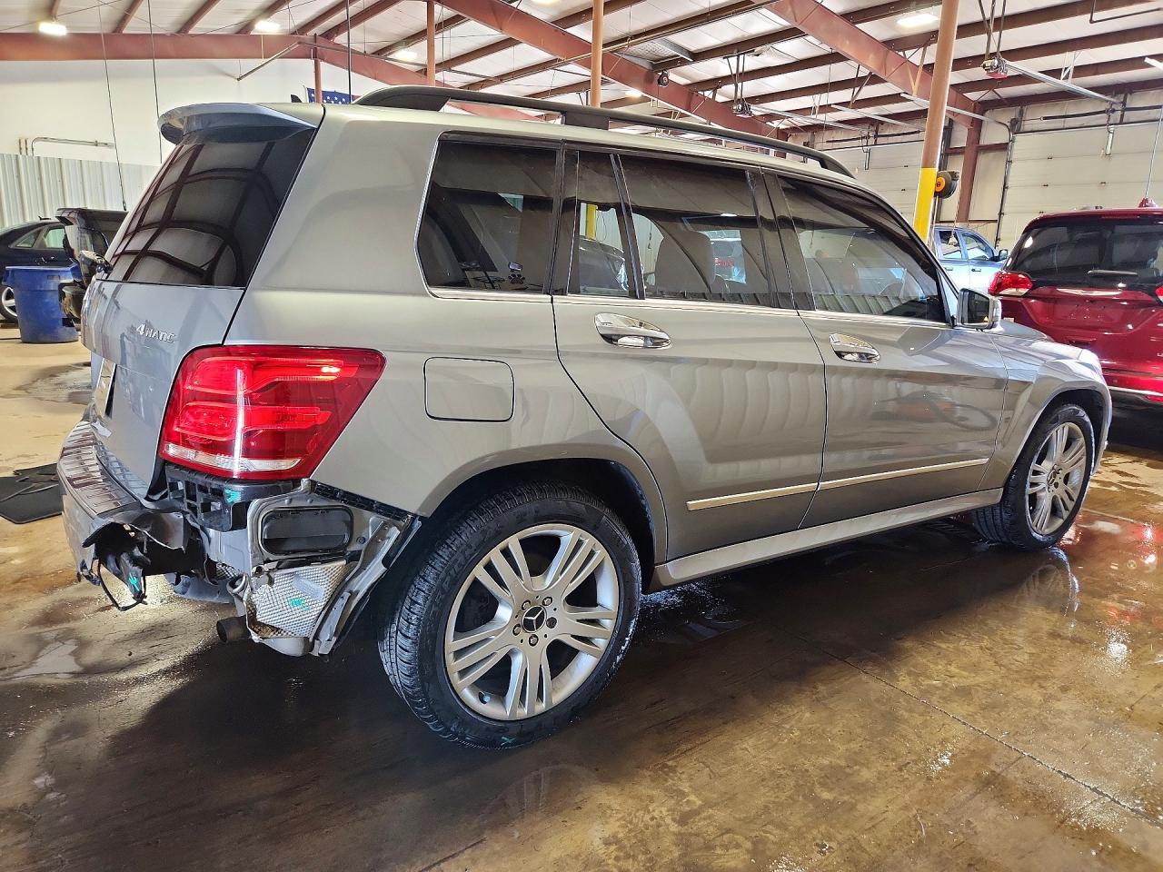 2015 MERCEDES-BENZ GLK 350 4MATIC photo 5
