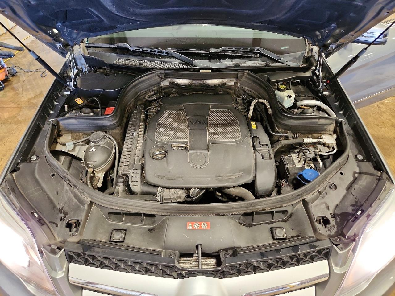 2015 MERCEDES-BENZ GLK 350 4MATIC photo 23