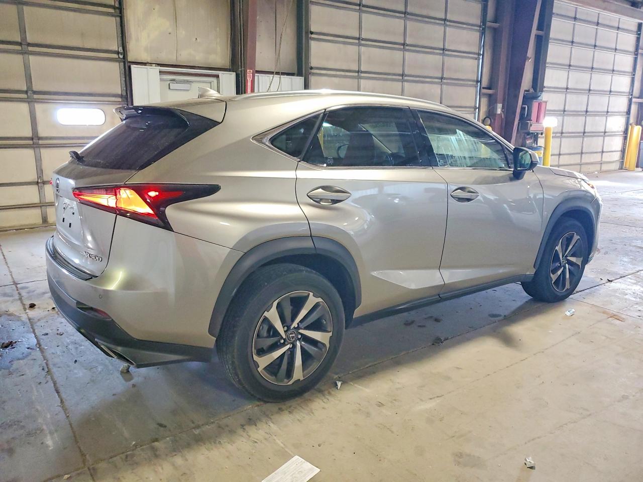 2020 LEXUS NX 300 photo 5