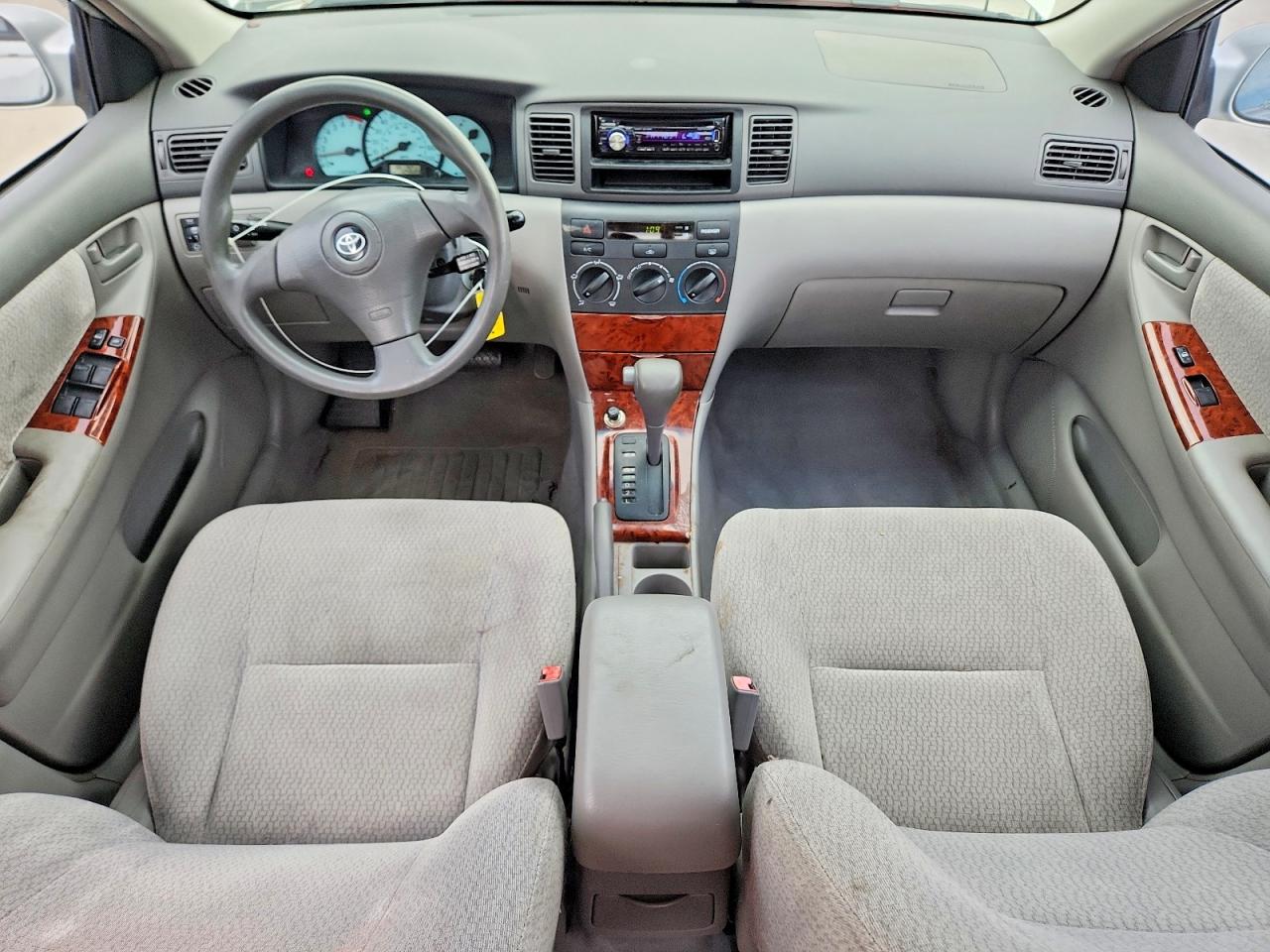 2003 TOYOTA COROLLA LE photo 8