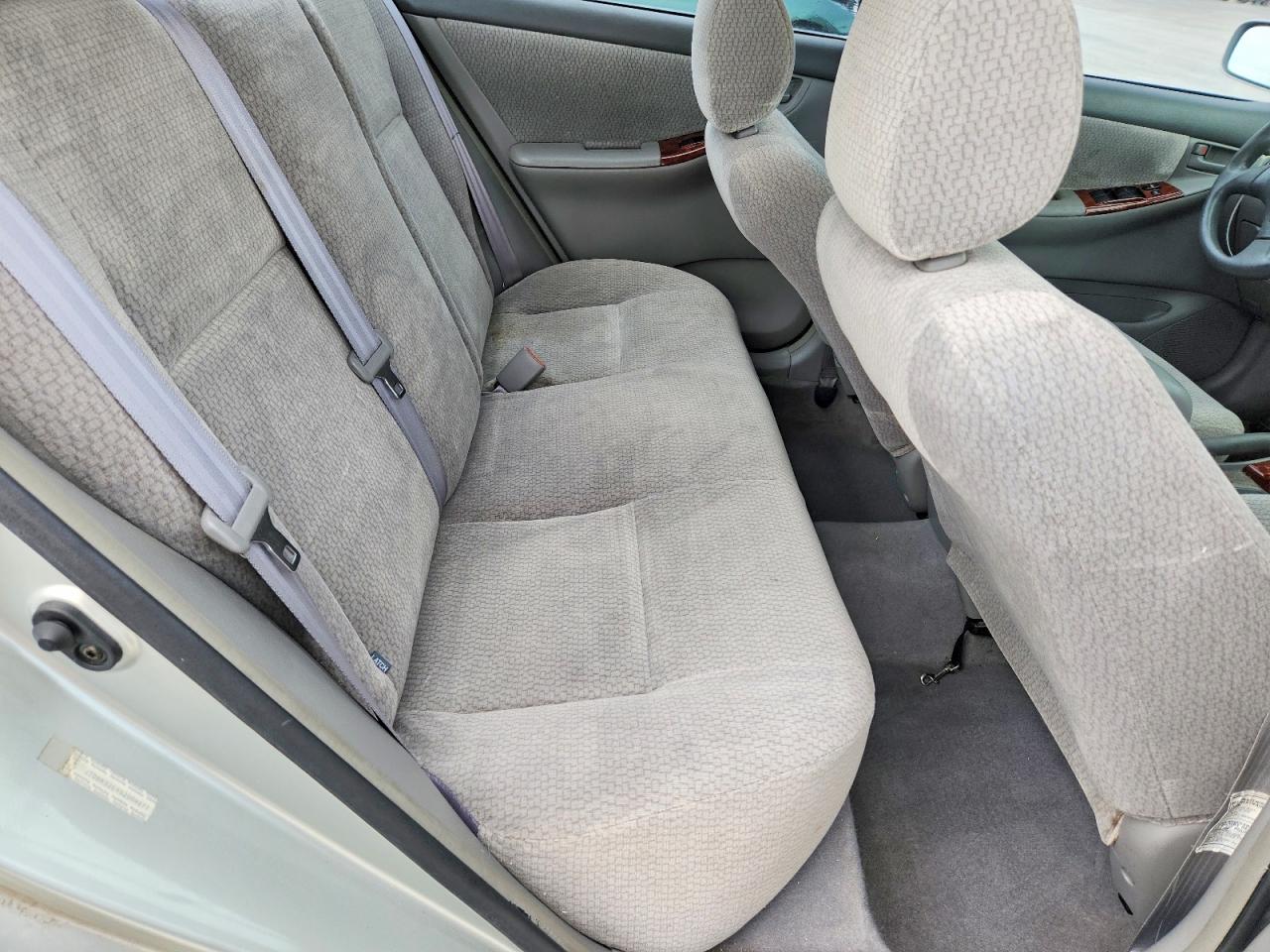 2003 TOYOTA COROLLA LE photo 10