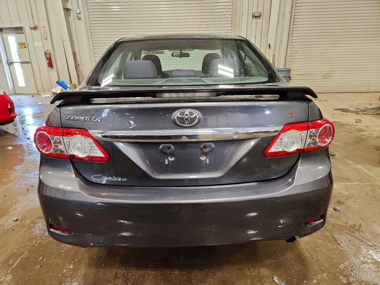 2011 TOYOTA COROLLA S photo 6