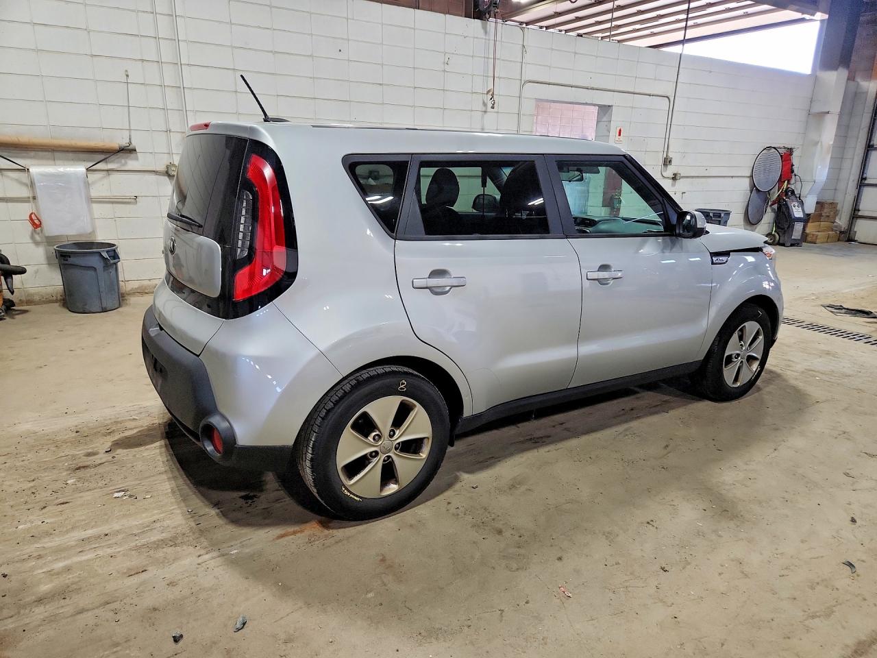 2016 KIA SOUL BASE photo 5