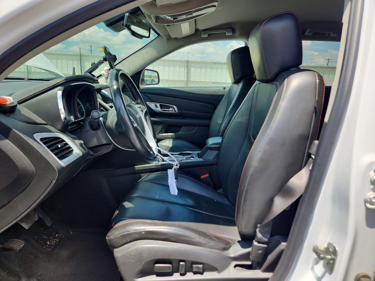 2017 GMC TERRAIN SLT photo 7