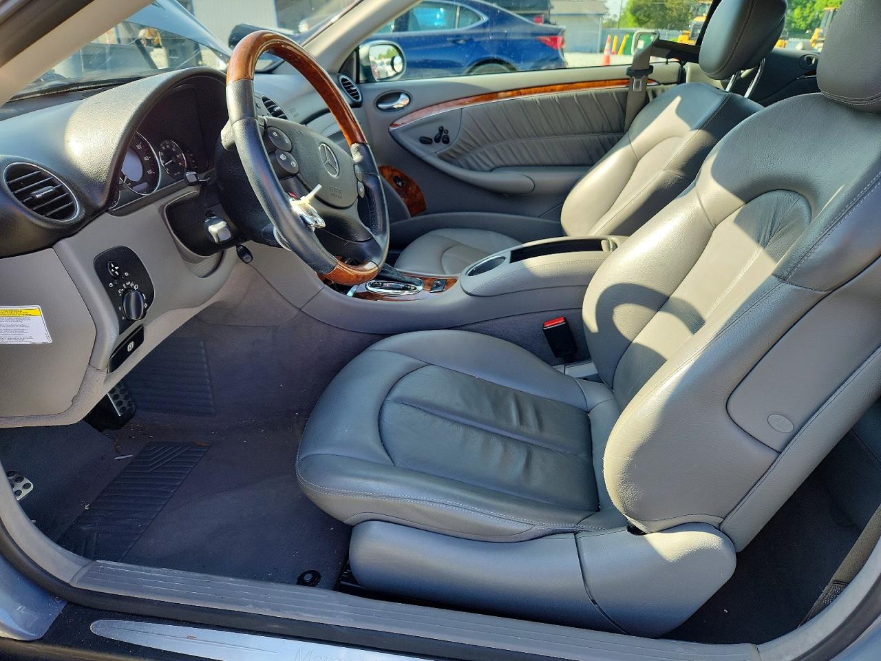 2007 MERCEDES-BENZ CLK 350 photo 19