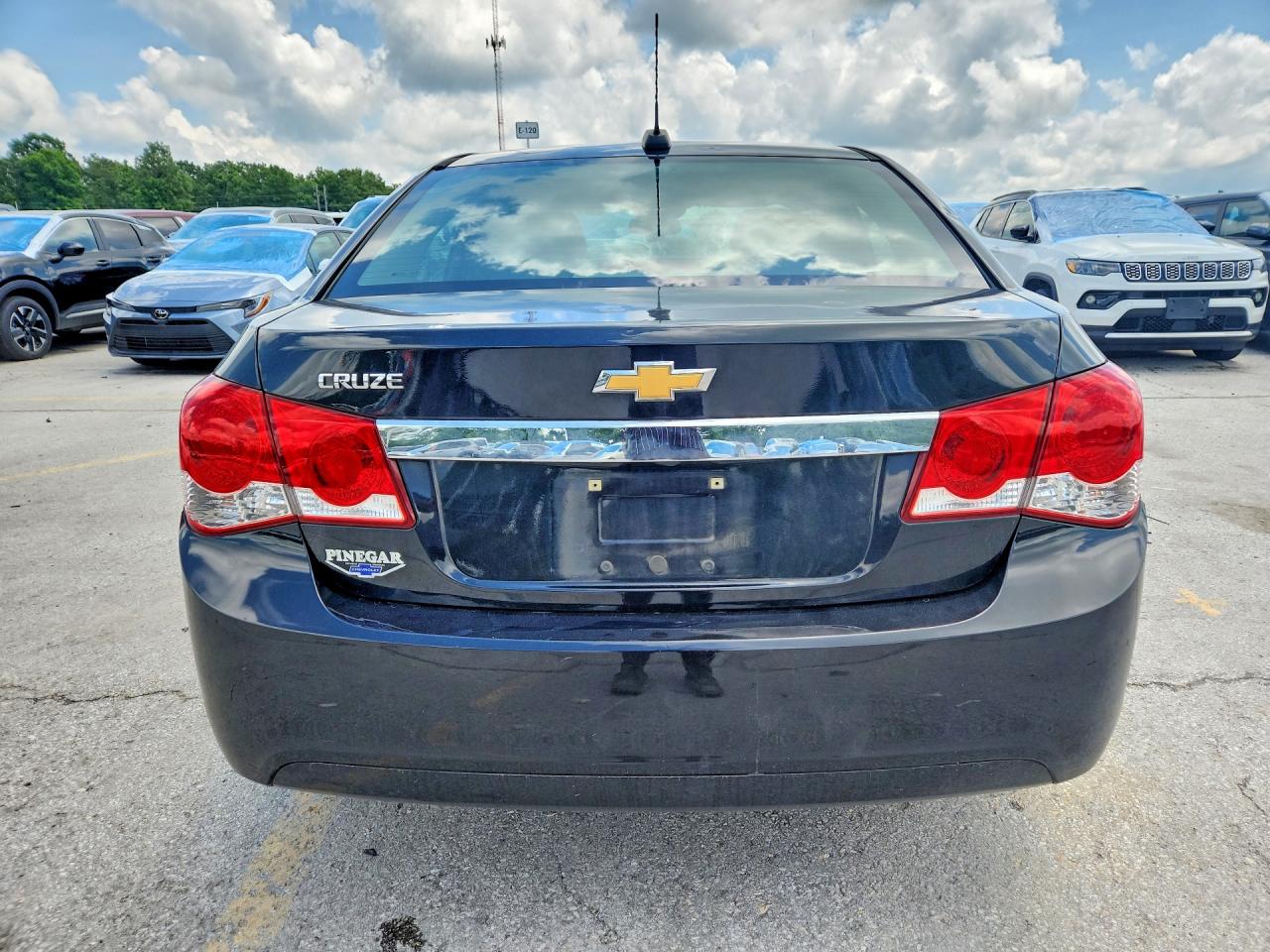 2016 CHEVROLET CRUZE LIMITED LS photo 11