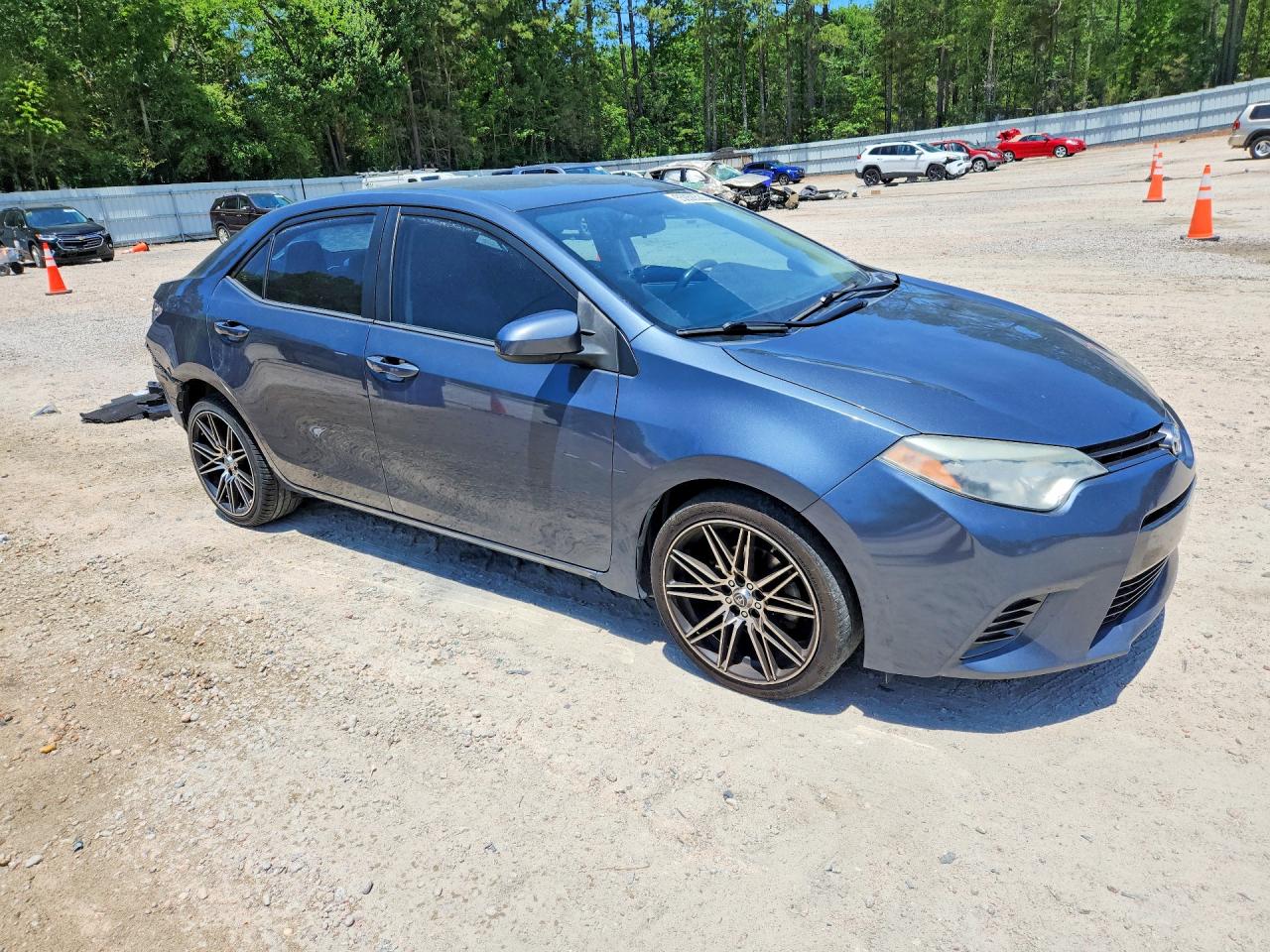 2015 TOYOTA COROLLA LE photo 7