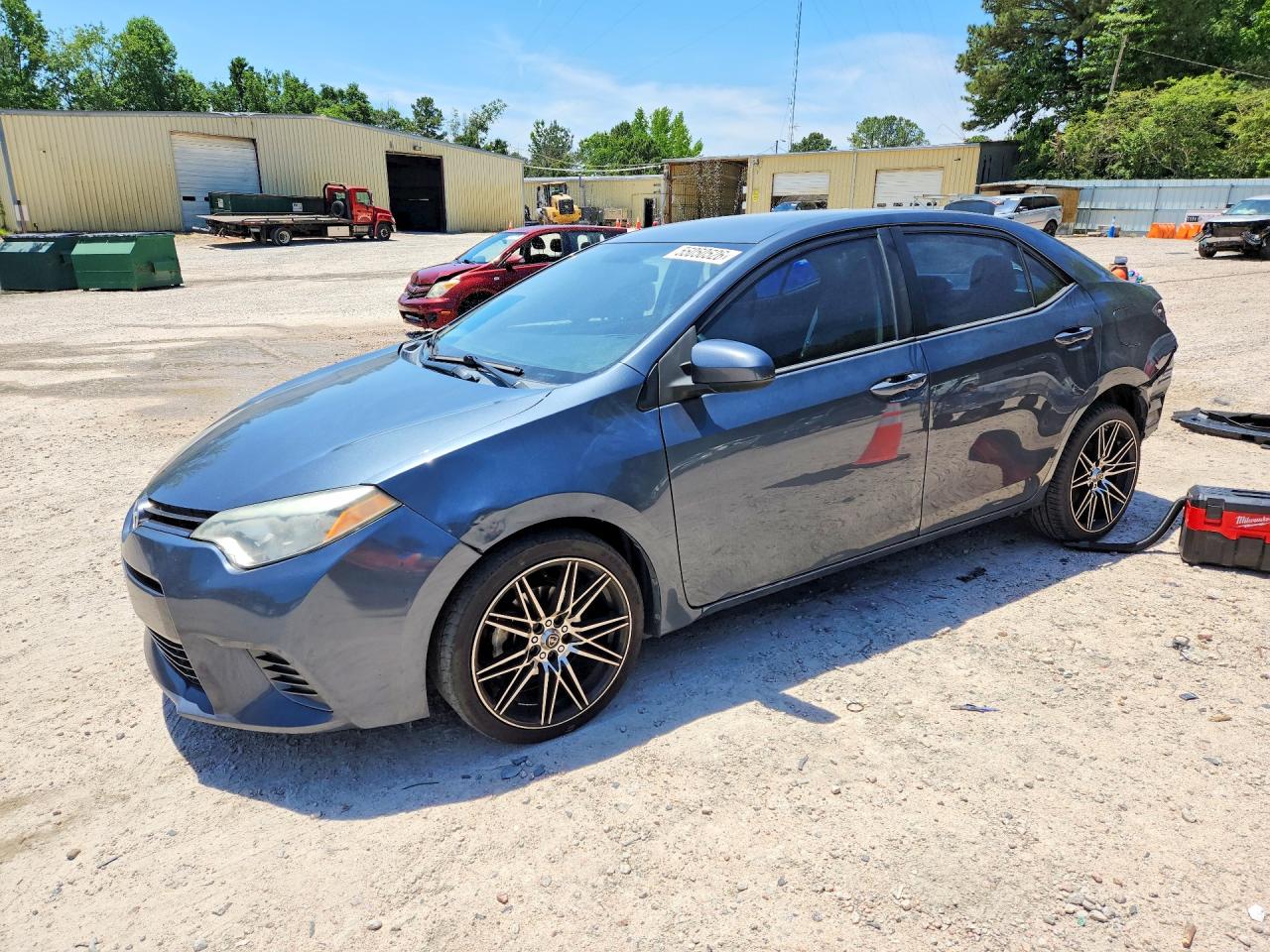 2015 TOYOTA COROLLA
