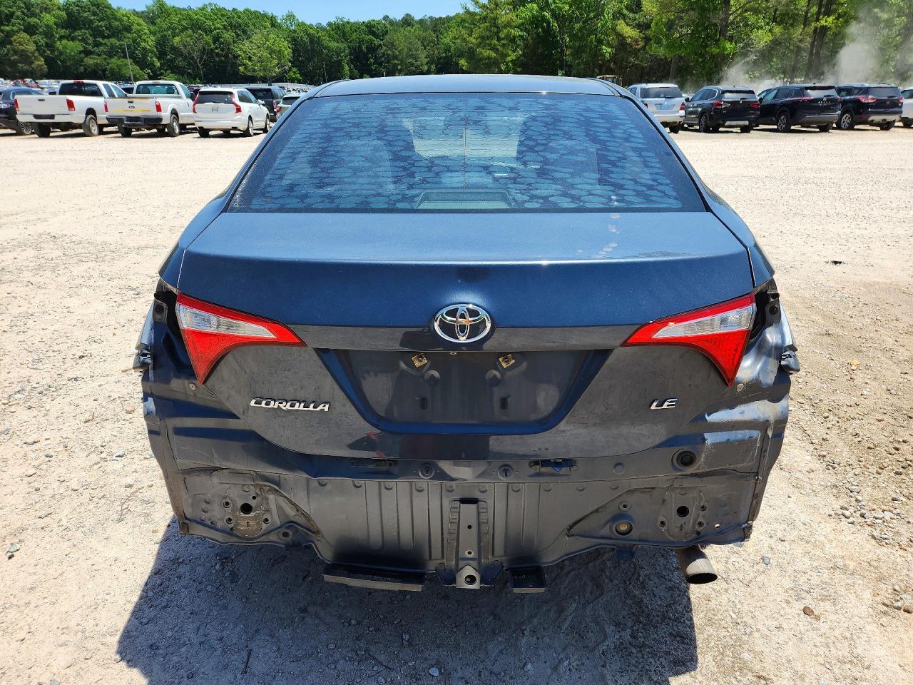 2015 TOYOTA COROLLA LE photo 11