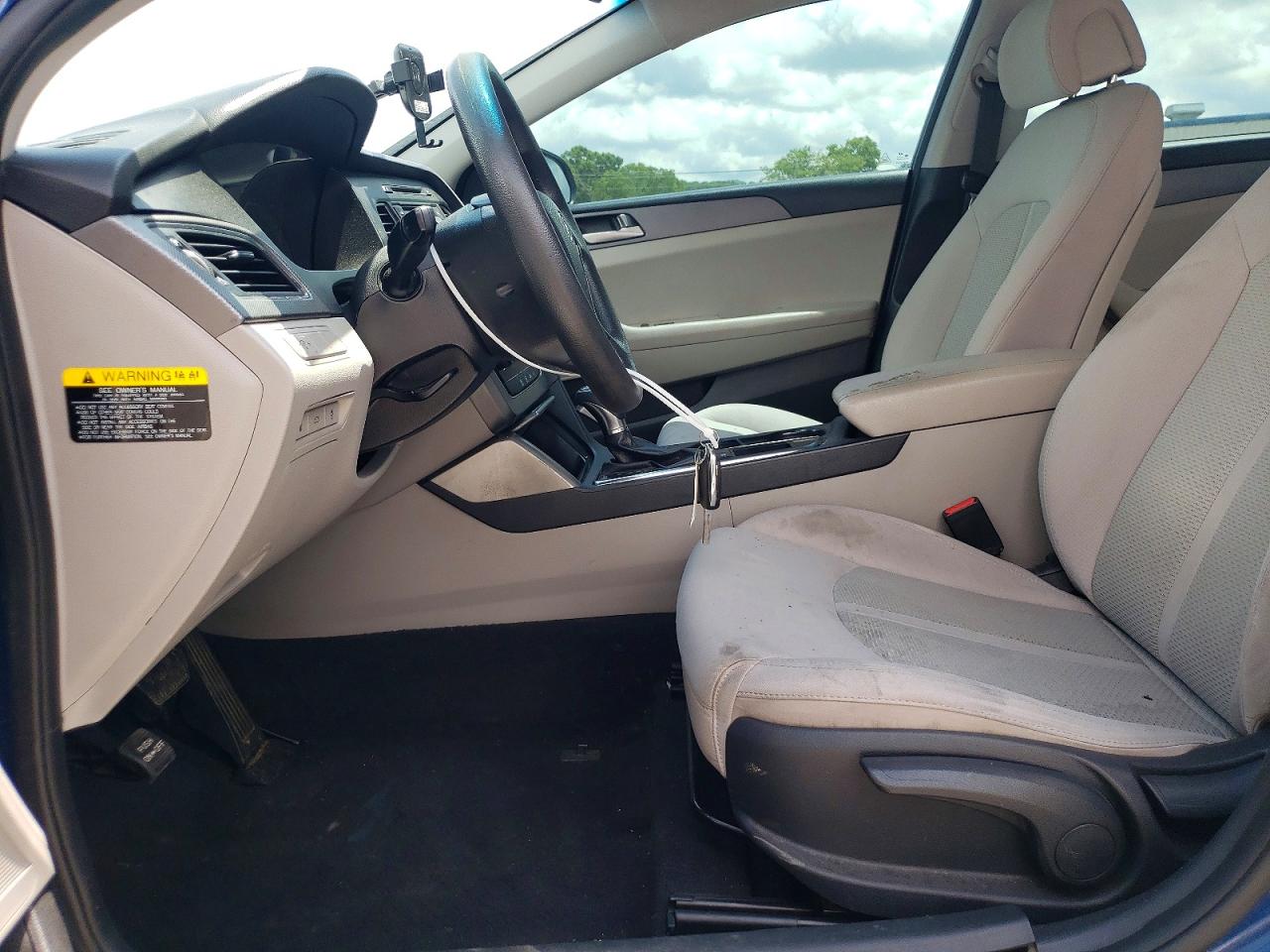 2017 HYUNDAI SONATA BASE photo 13