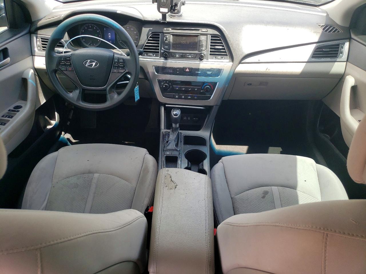 2017 HYUNDAI SONATA BASE photo 15