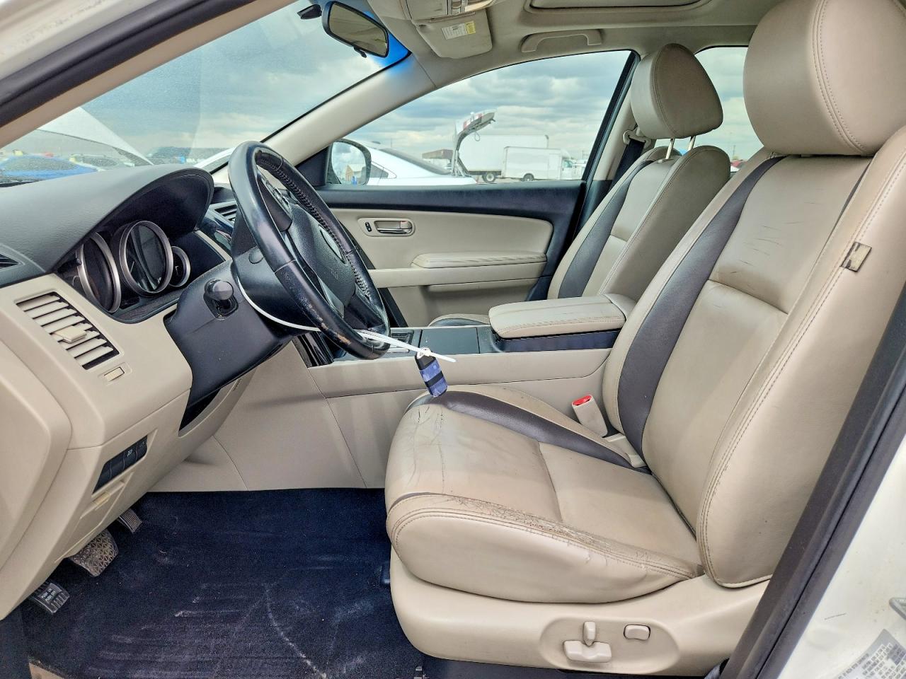 2010 MAZDA CX-9 photo 13