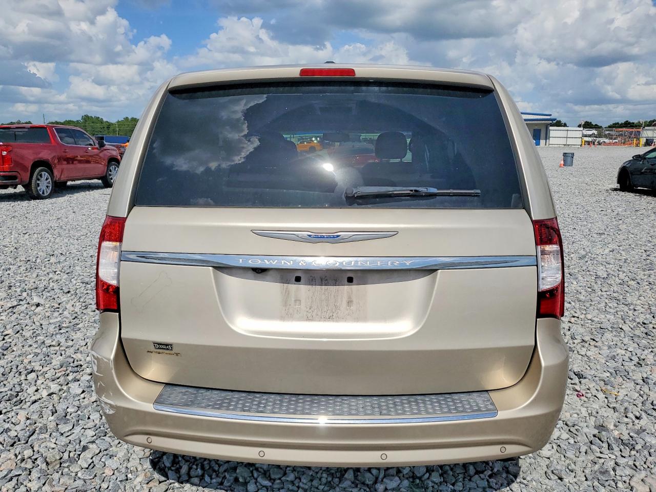 2015 CHRYSLER TOWN & COUNTRY TOURING photo 11
