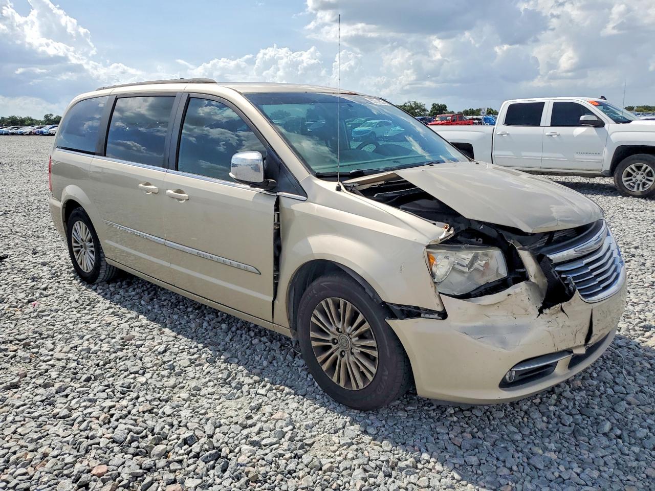 2015 CHRYSLER TOWN & COUNTRY TOURING photo 7