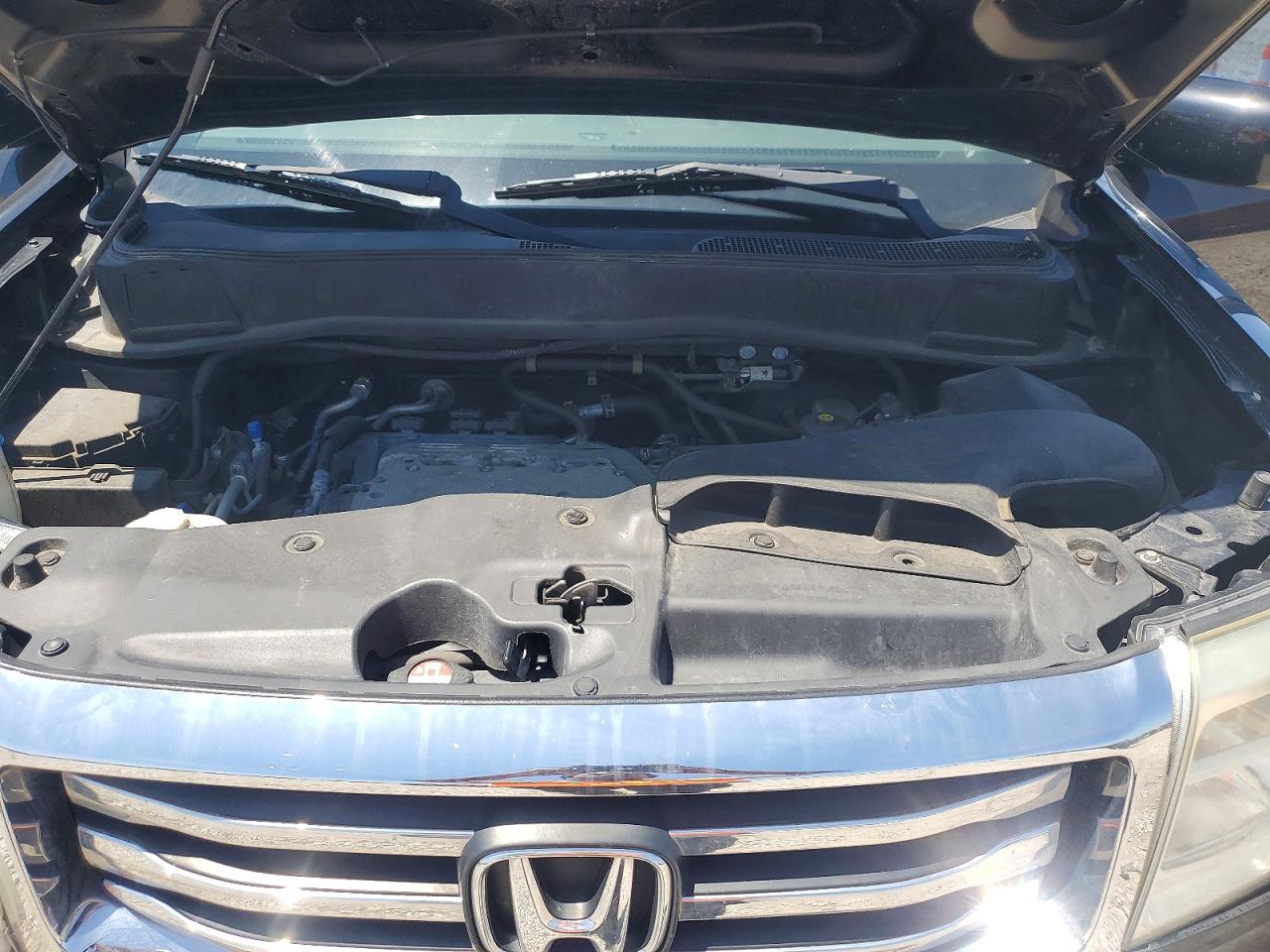 2015 HONDA PILOT TOURING photo 34
