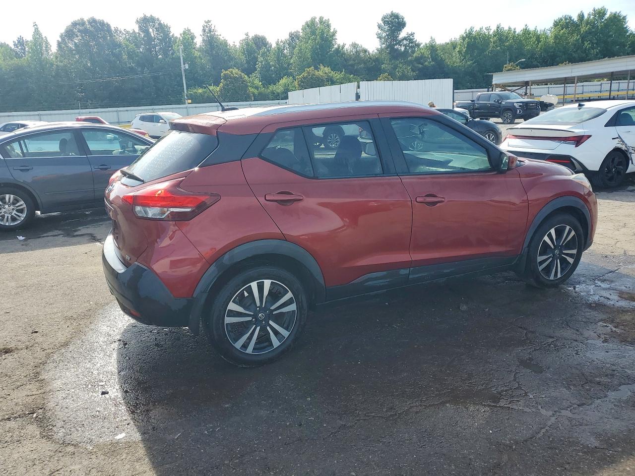 2018 NISSAN KICKS SV photo 7