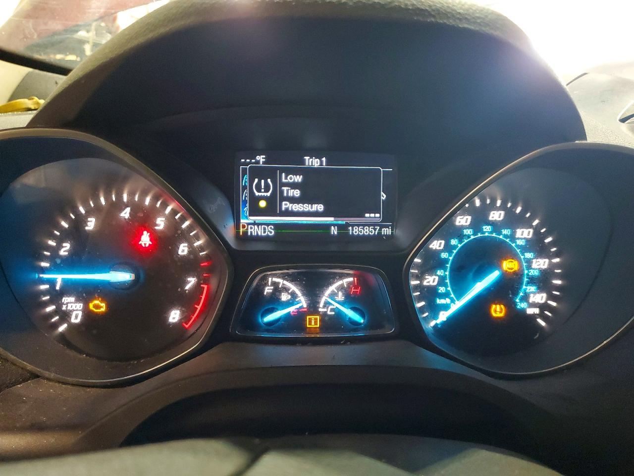 2014 FORD ESCAPE TITANIUM photo 9