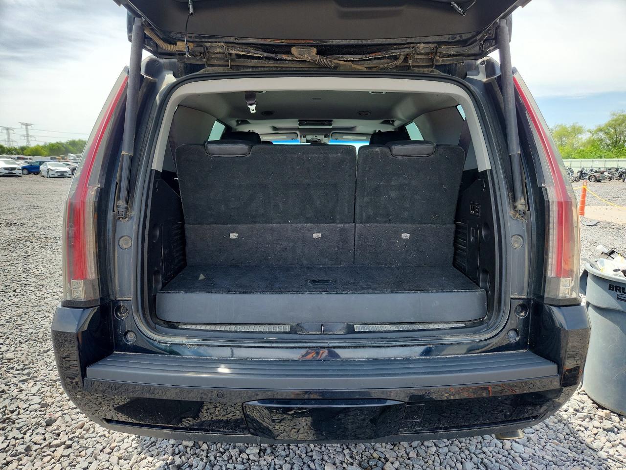 2016 CADILLAC ESCALADE PREMIUM photo 6