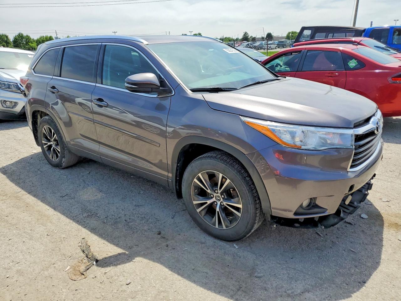 2016 TOYOTA HIGHLANDER XLE photo 7