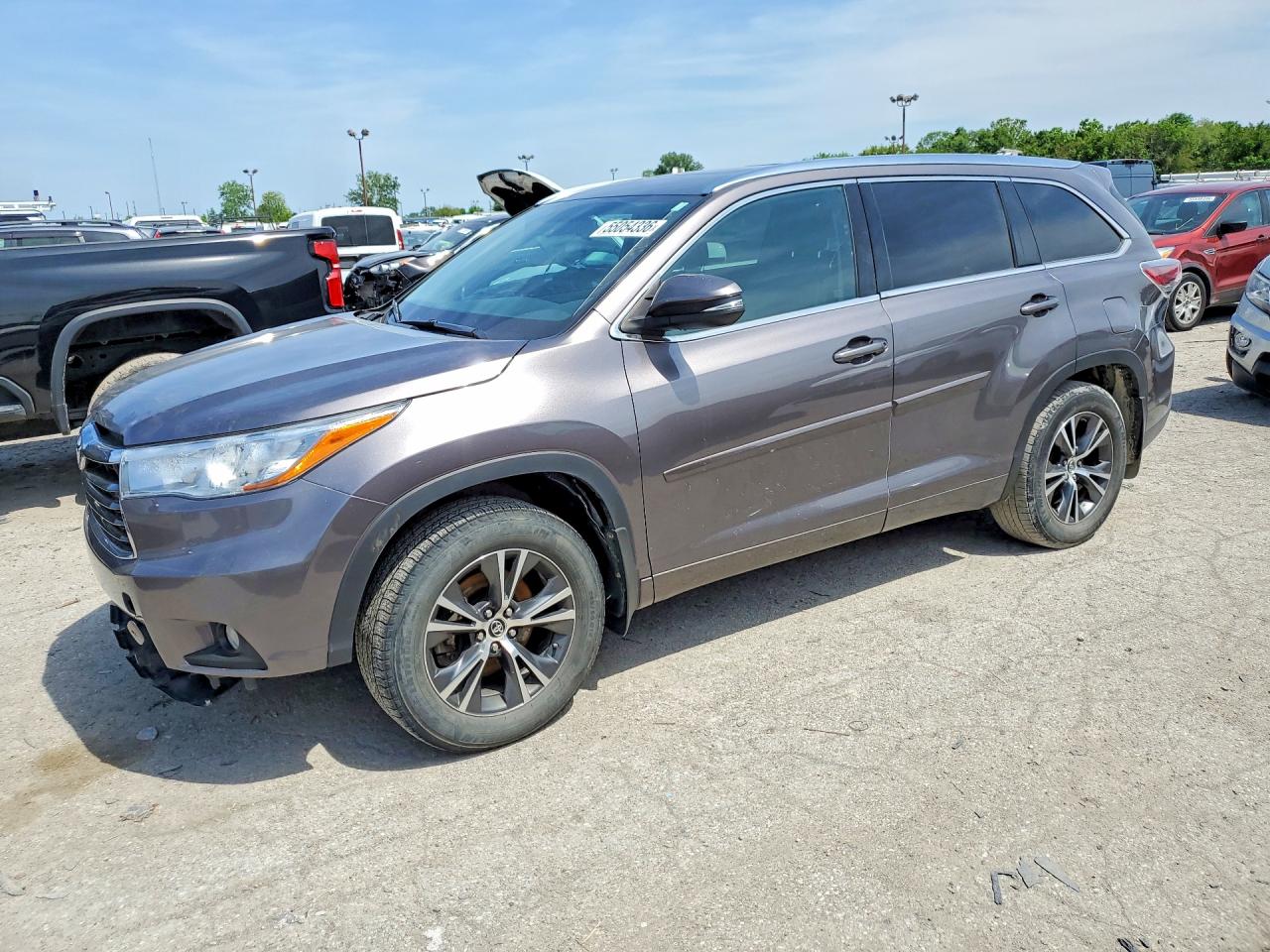 2016 TOYOTA HIGHLANDER