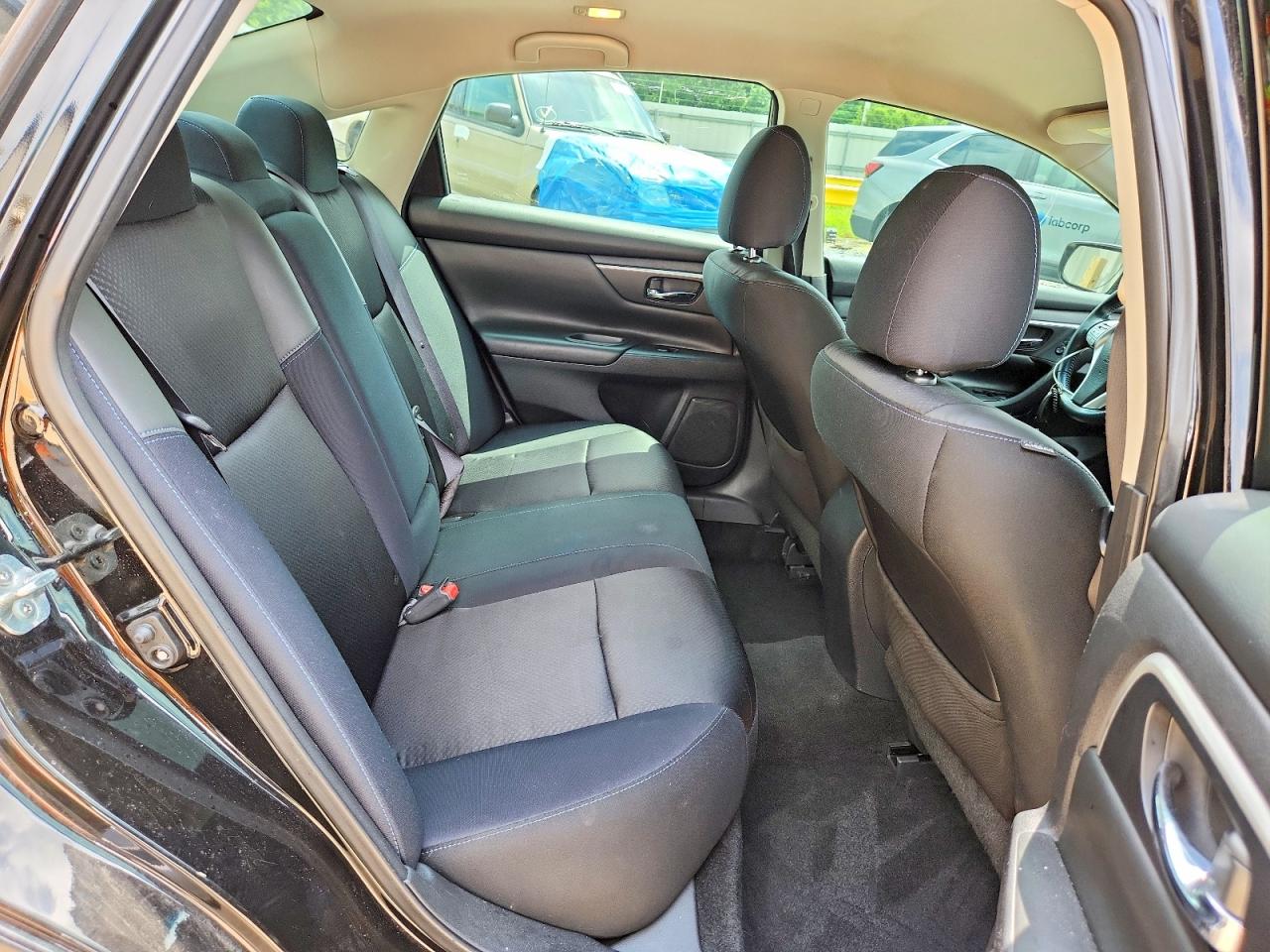 2017 NISSAN ALTIMA 2.5 SR photo 19
