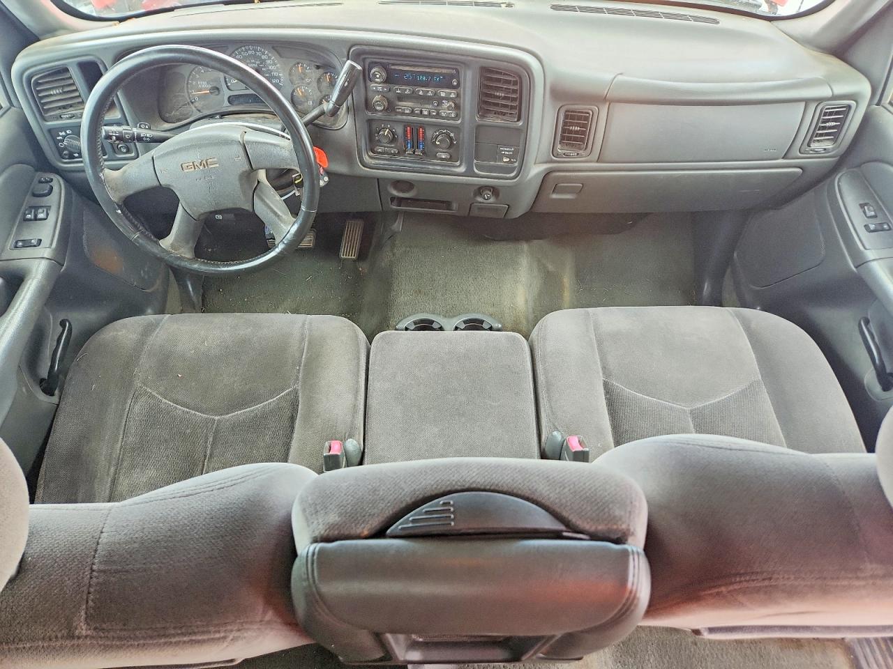 2004 GMC NEW SIERRA C1500 photo 15