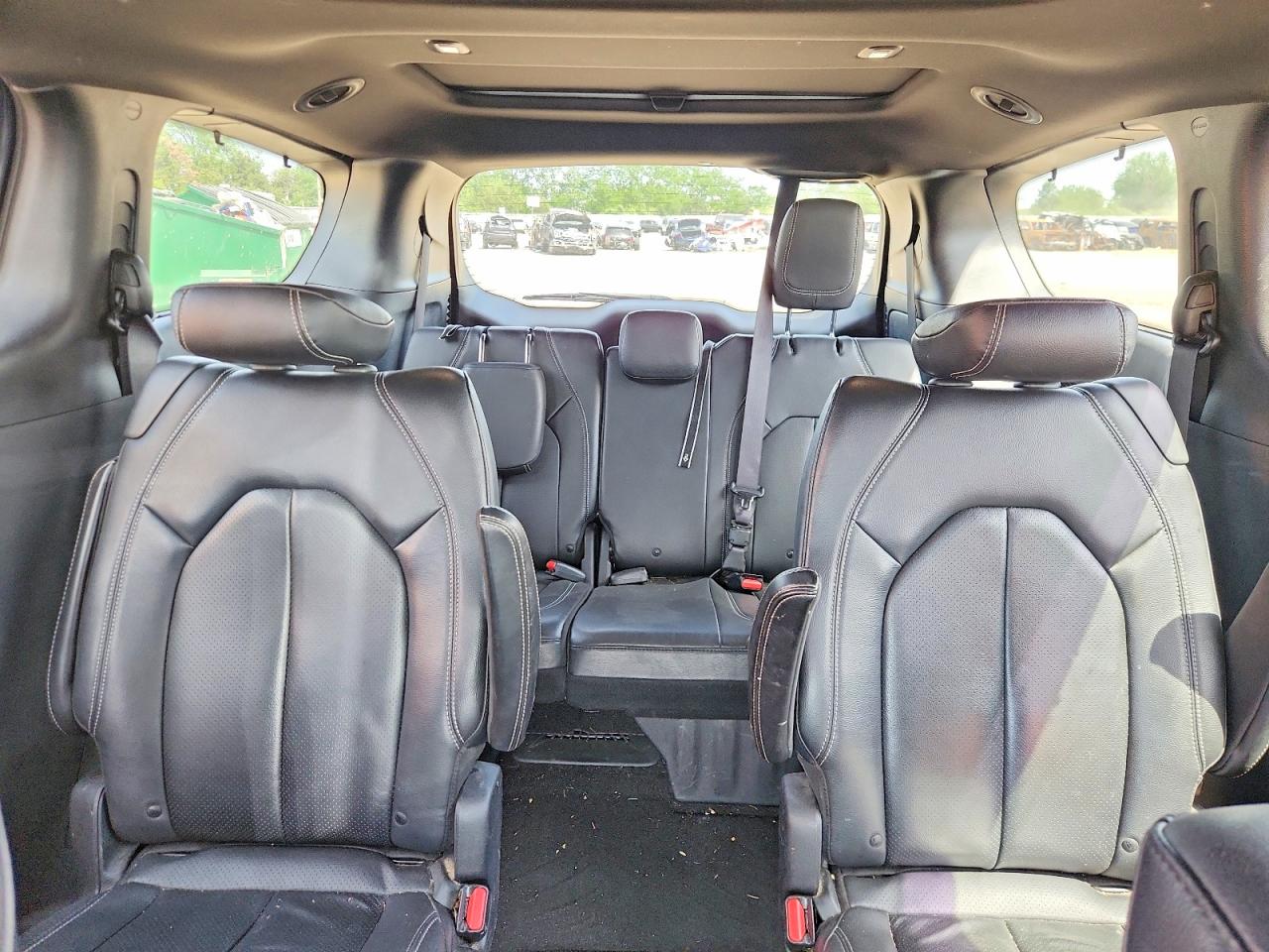 2019 CHRYSLER PACIFICA TOURING L PLUS photo 28