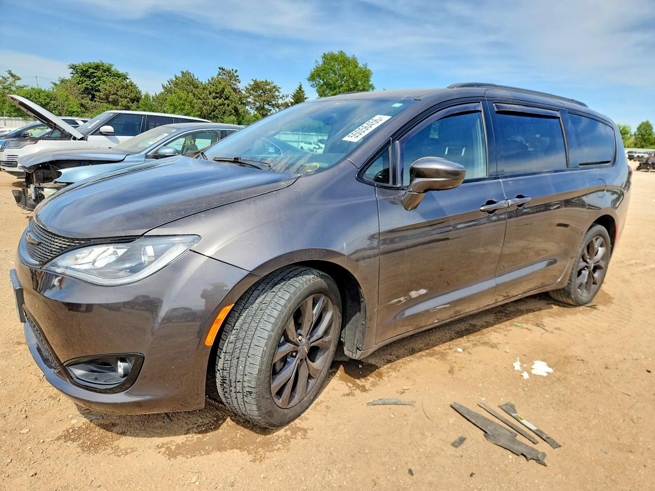 2019 CHRYSLER PACIFICA