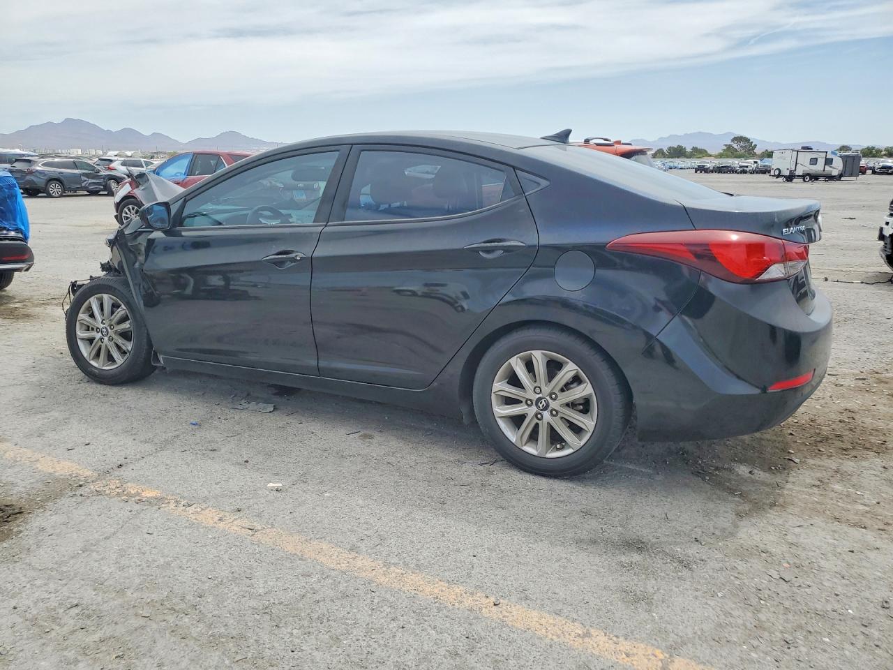 2014 HYUNDAI ELANTRA SE photo 4