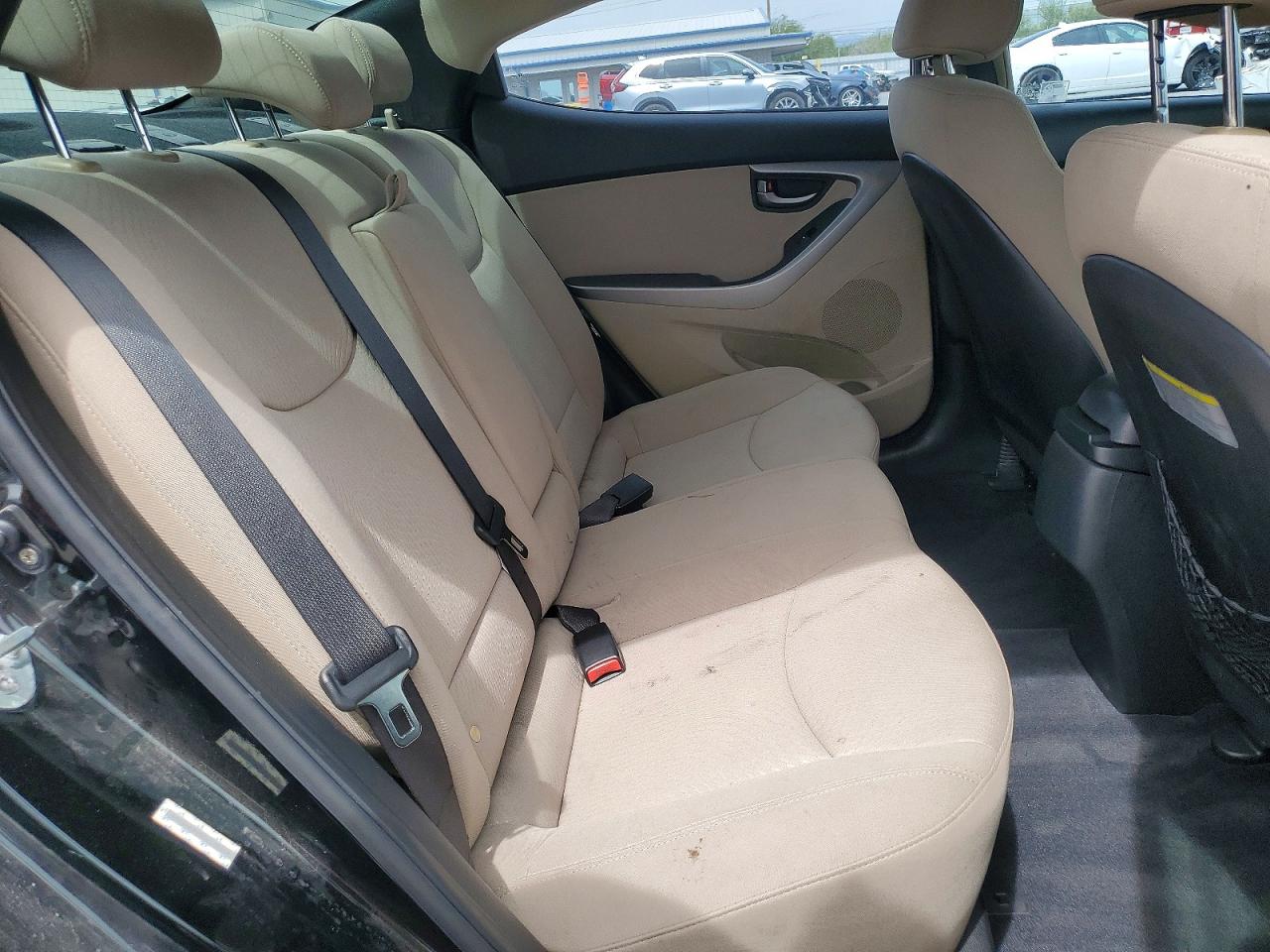 2014 HYUNDAI ELANTRA SE photo 28