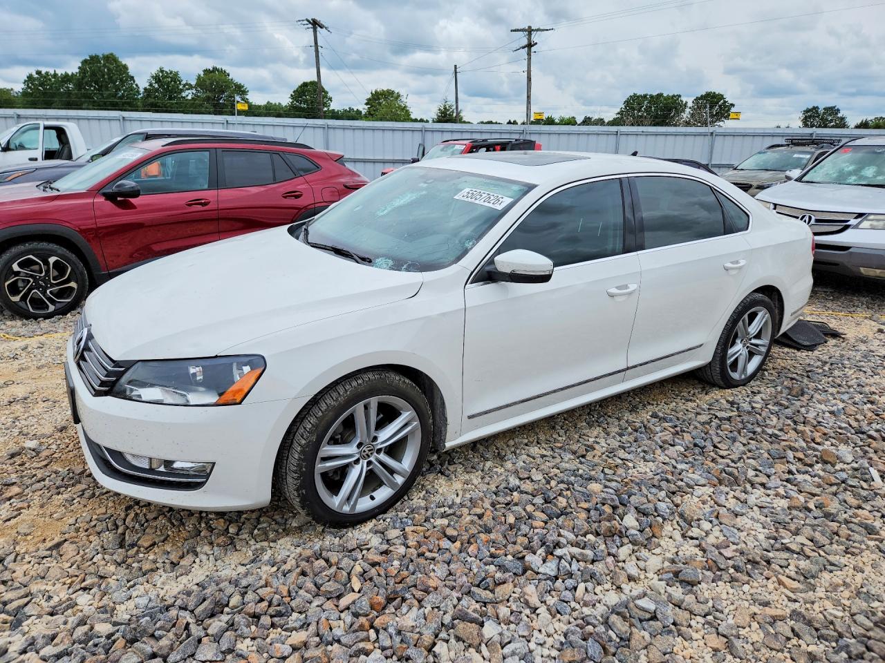 2015 VOLKSWAGEN PASSAT