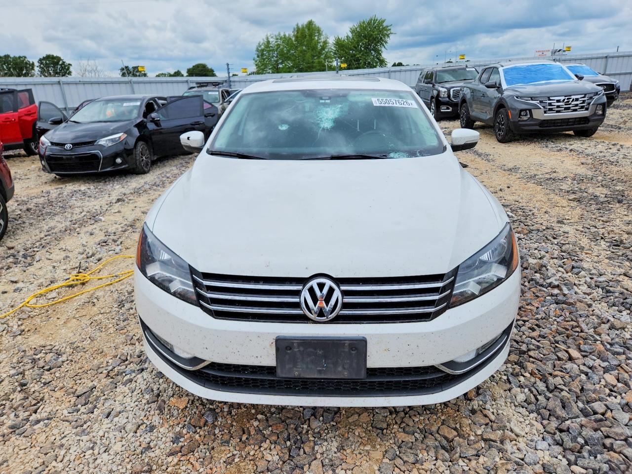 2015 VOLKSWAGEN PASSAT photo 9