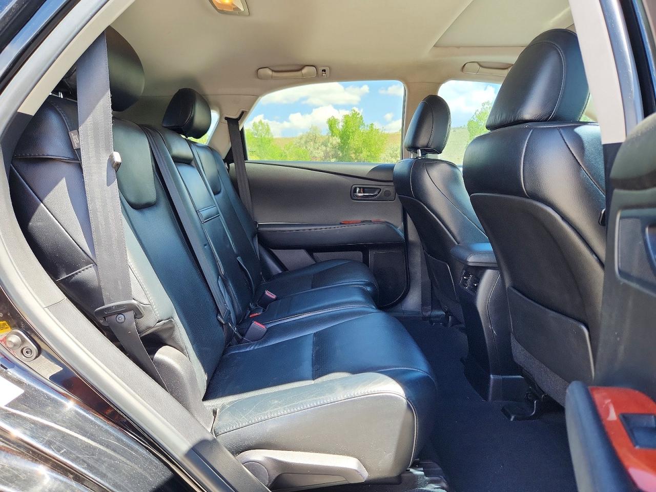 2011 LEXUS RX 350 photo 31