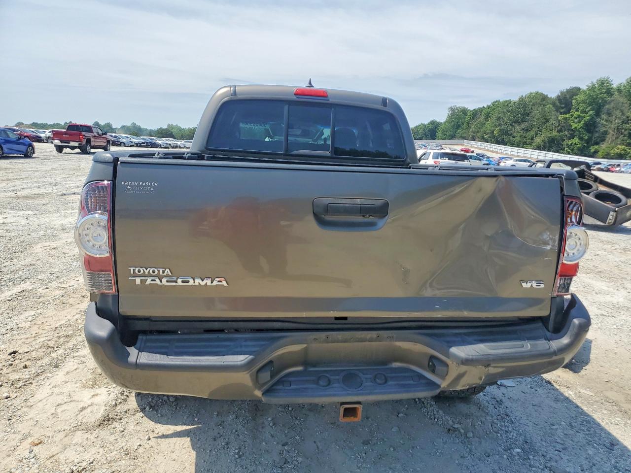 2012 TOYOTA TACOMA DOUBLE CAB LONG BED photo 11