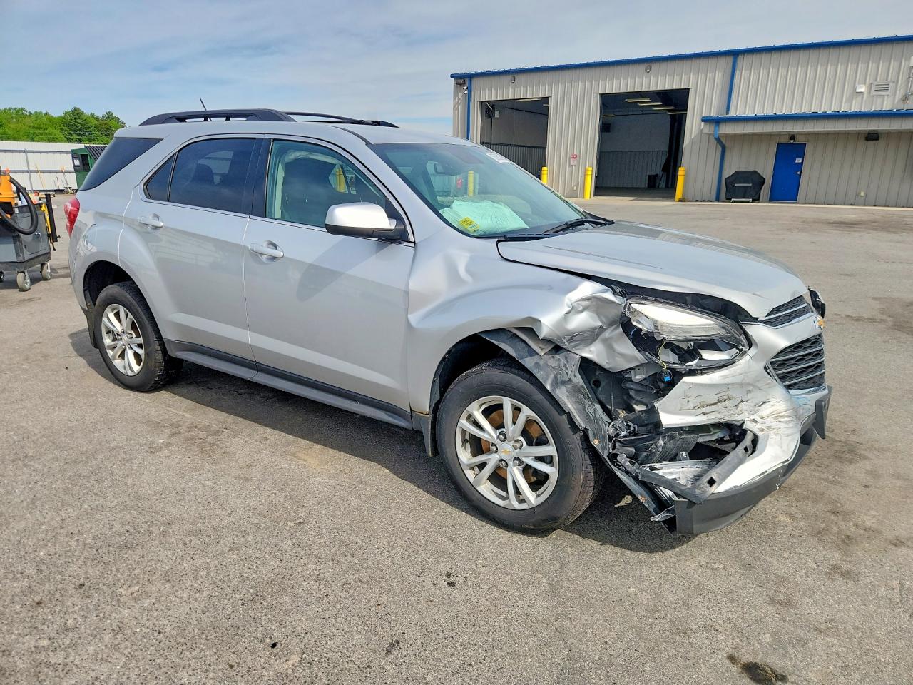 2016 CHEVROLET EQUINOX LT photo 4