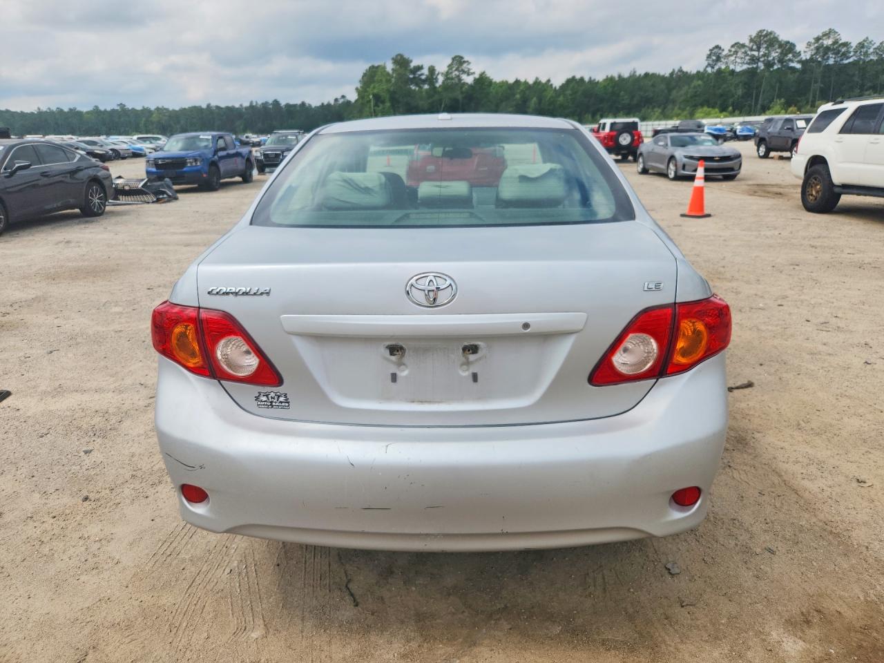 2009 TOYOTA COROLLA LE photo 16