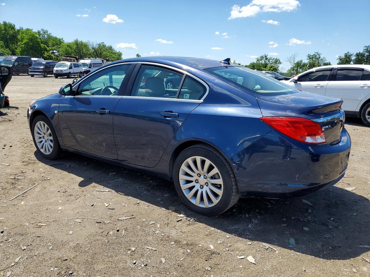 2011 BUICK REGAL CXL photo 2
