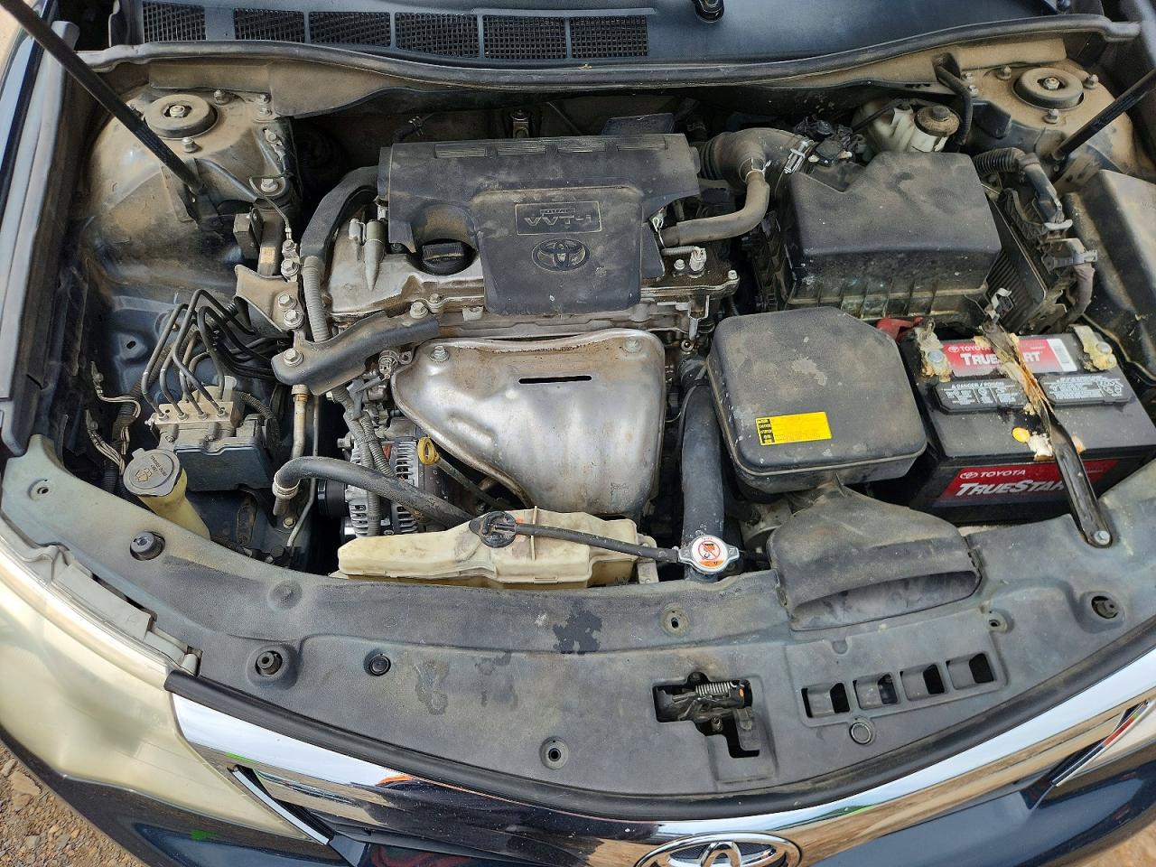 2013 TOYOTA CAMRY LE photo 11