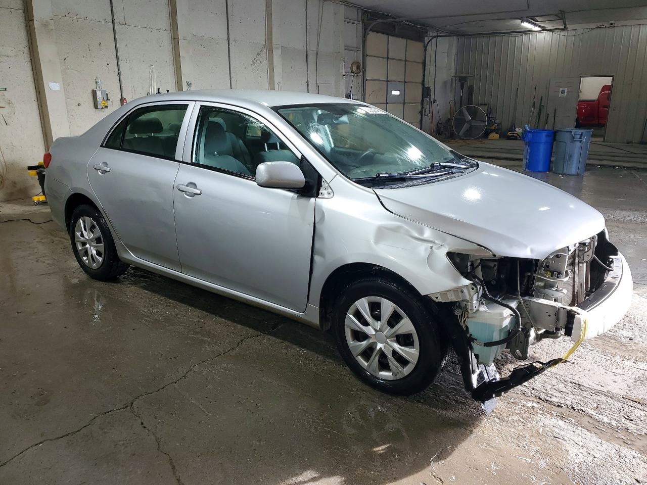 2010 TOYOTA COROLLA LE photo 7