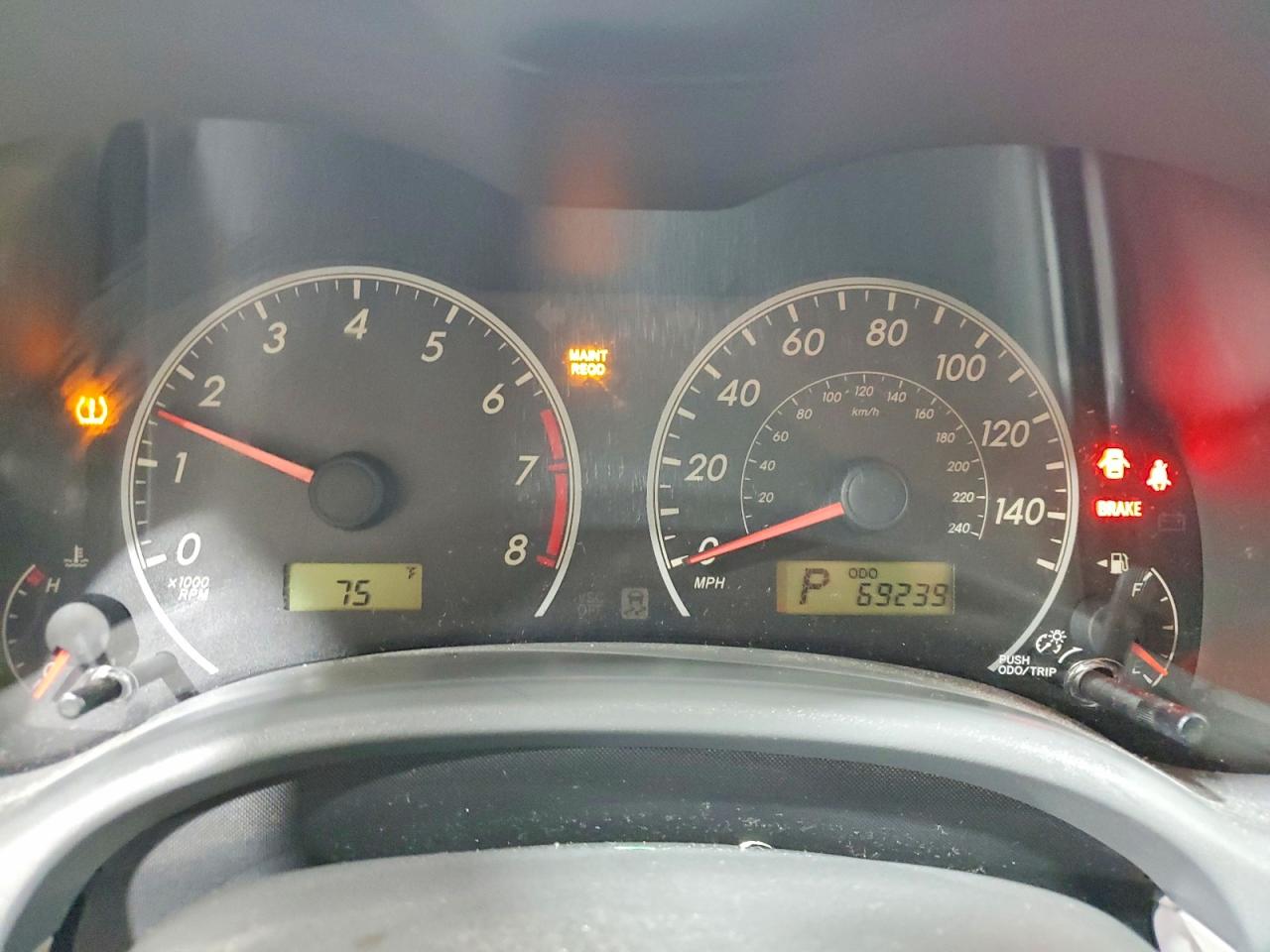 2010 TOYOTA COROLLA LE photo 17