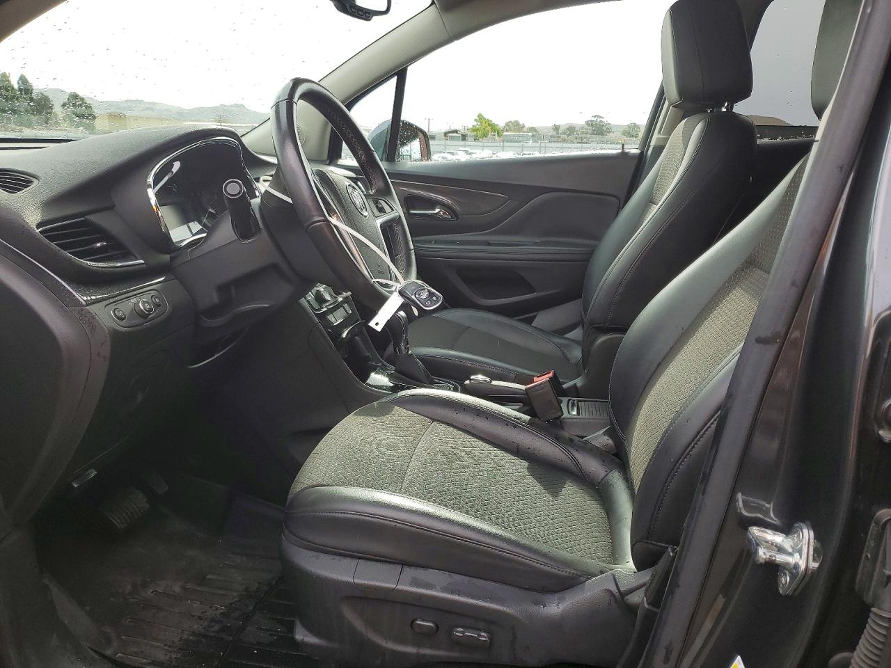 2018 BUICK ENCORE PREFERRED II photo 7